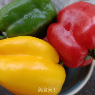 彩椒回锅肉串的做法步骤：2