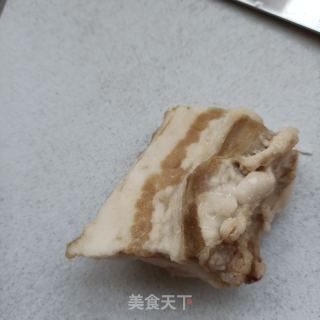 彩椒回锅肉串的做法步骤：1