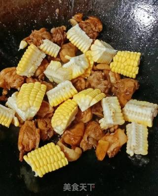 板栗玉米烧鸭的做法步骤：14