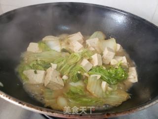 白菜炖豆腐的做法步骤：8