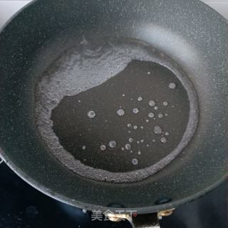 水炒芹菜的做法步骤：4