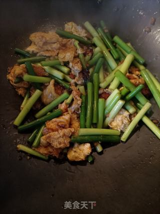 蒜苔炒鸡蛋的做法步骤：10