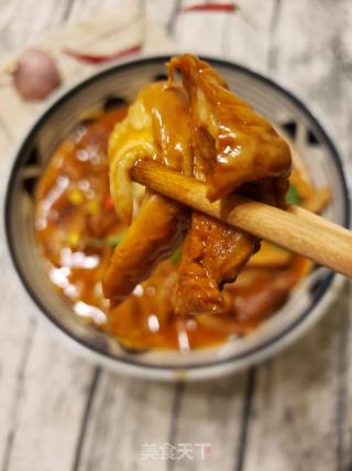 香辣过瘾、妙不可言的  水煮肥肠的做法步骤：10