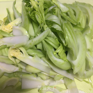五花肉炒芥菜的做法步骤：1