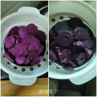 紫薯花朵馒头的做法步骤：2