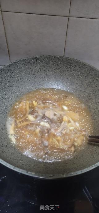 鹿茸菇肉片汤面的做法步骤：10