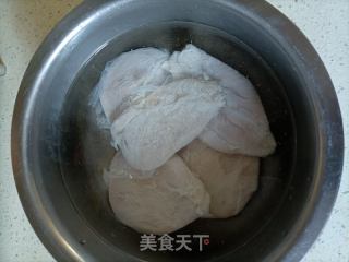 家庭自制香肚的做法步骤：1