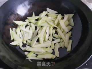 佛手瓜炒蛋的做法步骤：4