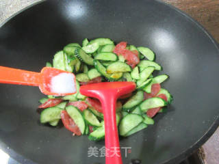 香肠炒青瓜的做法步骤：8