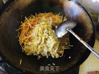 酸菜炒土豆丝的做法步骤：7