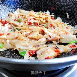 剁椒炒藕片的做法步骤：7