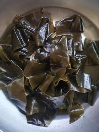豆腐海带汤的做法步骤：3