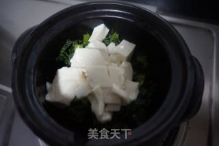 莴笋叶豆腐煲的做法步骤：5
