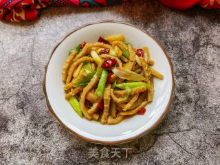 蒜苗炒羊肚的做法步骤：10