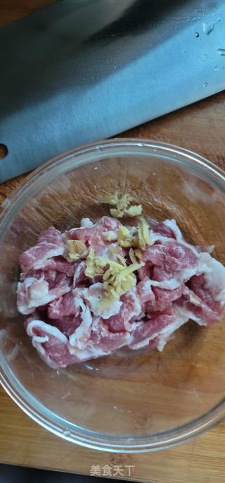 肉片杞子汤的做法步骤：1