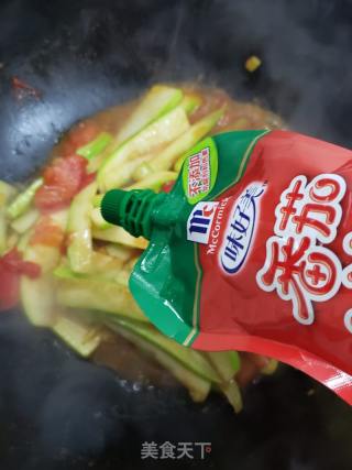 清甜入味的番茄西葫芦的做法步骤：9