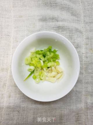 清甜入味的番茄西葫芦的做法步骤：4