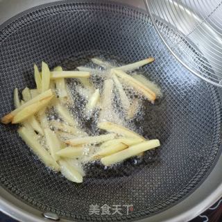 干锅肥肠虾的做法步骤：7