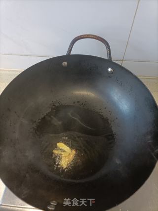 虾头粥的做法步骤：3