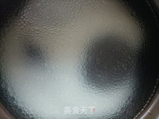 虾头粥的做法步骤：2