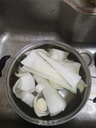 清炒白菜的做法步骤：2