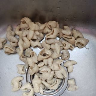 肥肠鸡的做法步骤：8