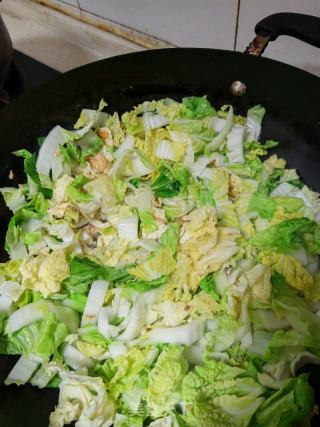 鸡蛋炒蔬菜的做法步骤：4