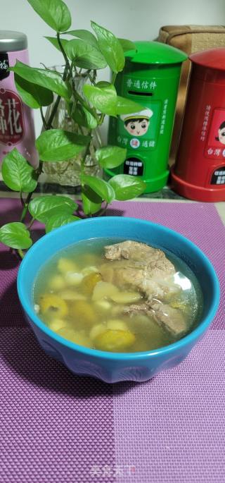 莲子山药煲橄榄猪骨汤的做法步骤：8