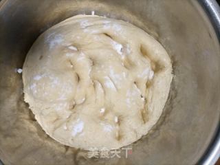 葱香油饼的做法步骤：2