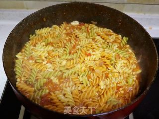 鸡丁肉酱螺丝意面的做法步骤：11