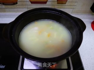 鸡丁肉酱螺丝意面的做法步骤：4