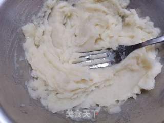 酒酿枸杞红枣山药圆子汤的做法步骤：2