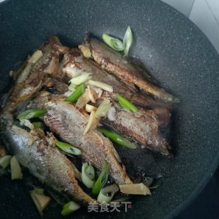 家常焖小黄花的做法步骤：9