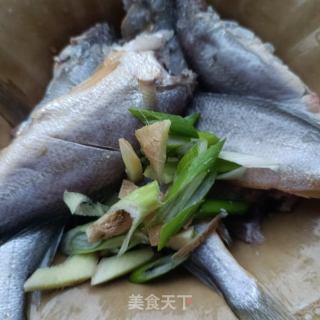 家常焖小黄花的做法步骤：2