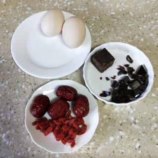 阿胶姜红糖鸡蛋汤的做法步骤：2