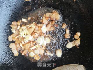 五花肉炒藕片的做法步骤：5