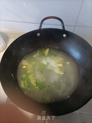 芹菜鸡蛋汤面的做法步骤：5
