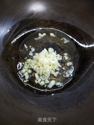 鲜香下饭梅菜肉酱炒豆角的做法步骤：4