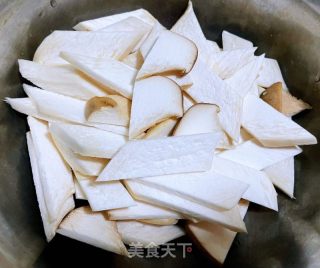 #快手小炒#西兰花杏鲍菇木耳炒虾仁的做法步骤：2