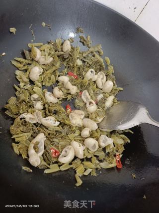 酸菜肥肠的做法步骤：6