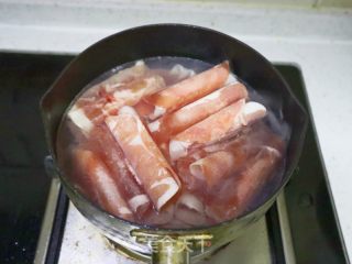 酱香羊肉粉丝煲的做法步骤：4