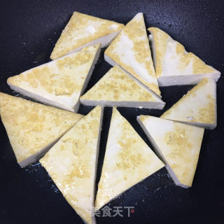 牛筋烧豆腐的做法步骤：3