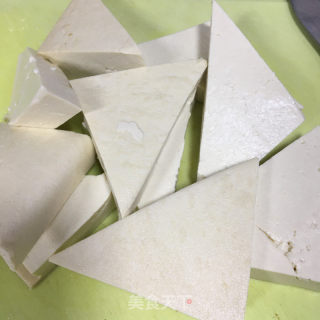 牛筋烧豆腐的做法步骤：2