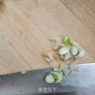 粉蒸回锅肉的做法步骤：2