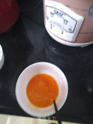 蛋炒饭的做法步骤：3