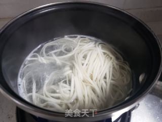 菠菜汤面条的做法步骤：3