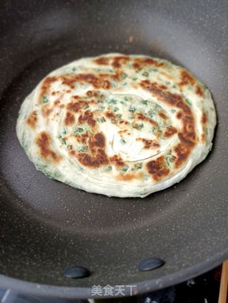香葱油饼的做法步骤：17