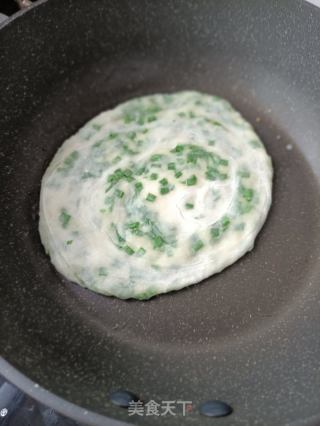 香葱油饼的做法步骤：15