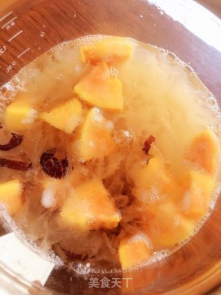 木瓜银耳羹的做法步骤：4