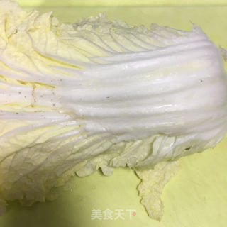 牛肉丸白菜汤面的做法步骤：3